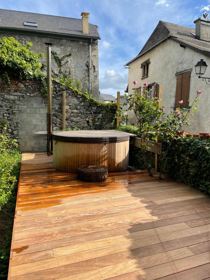 Le Monrepos Avec Jacuzzi Nordique Bielle Exterior foto